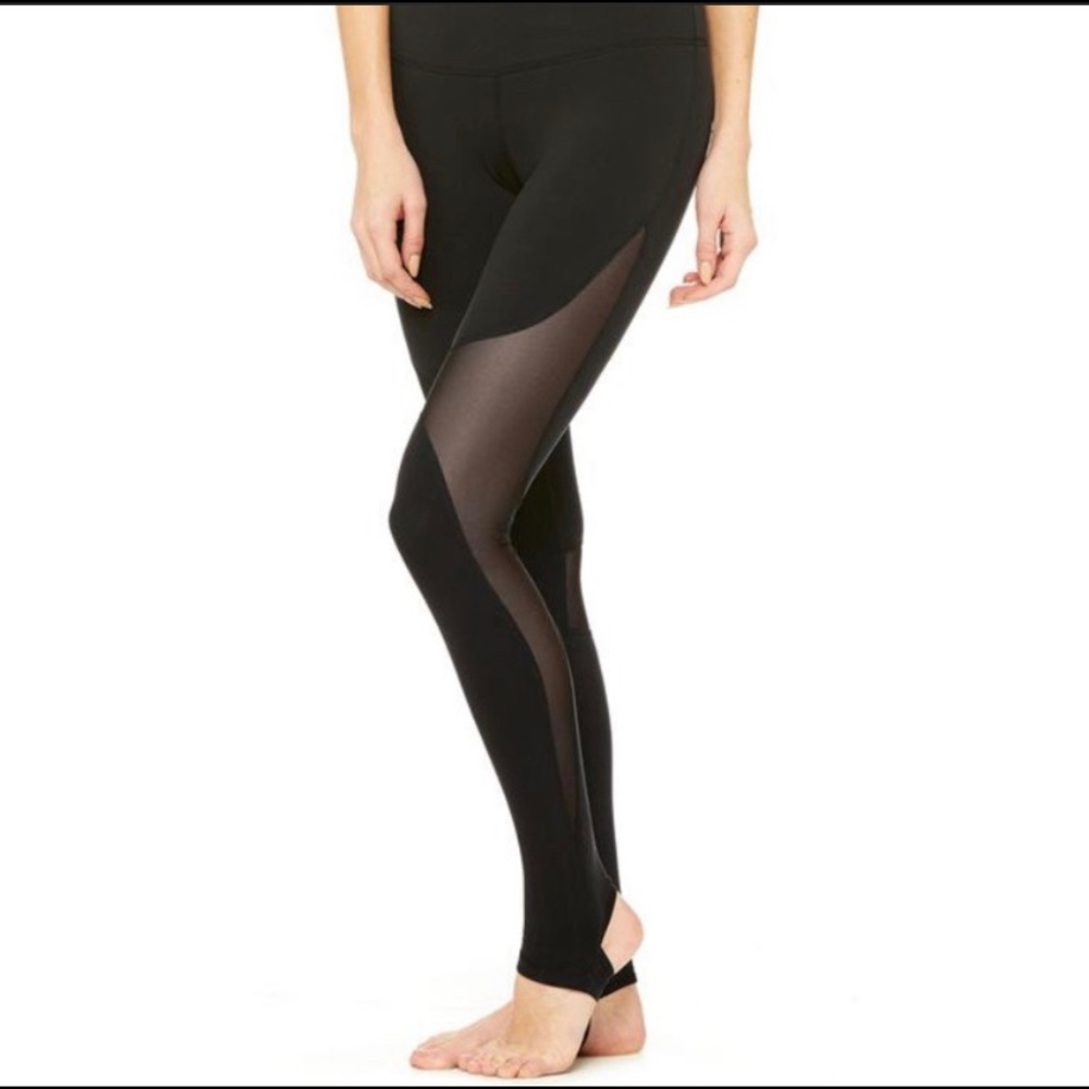 Alo Yoga Coast Legging